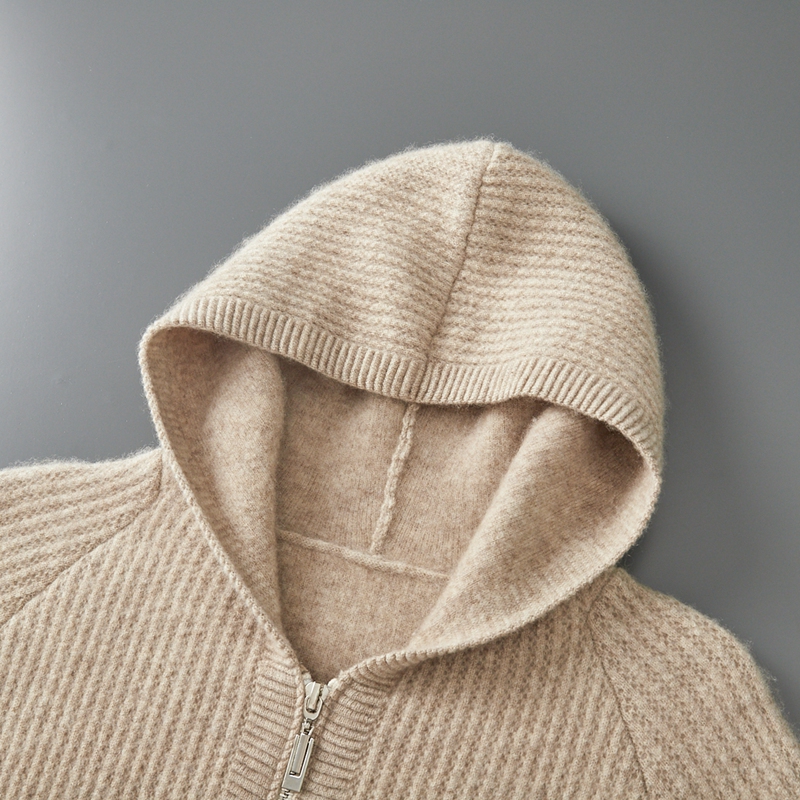 Nueva chaqueta con capucha gru - Winter Clothing Uae reseña y precio