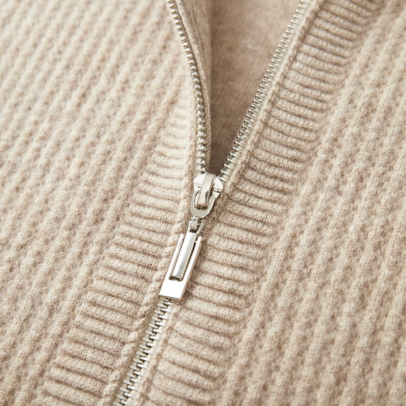 Nueva chaqueta con capucha gru - Winter Clothing Uae reseña y precio